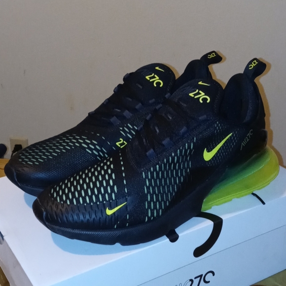 air max 270 black volt oil grey